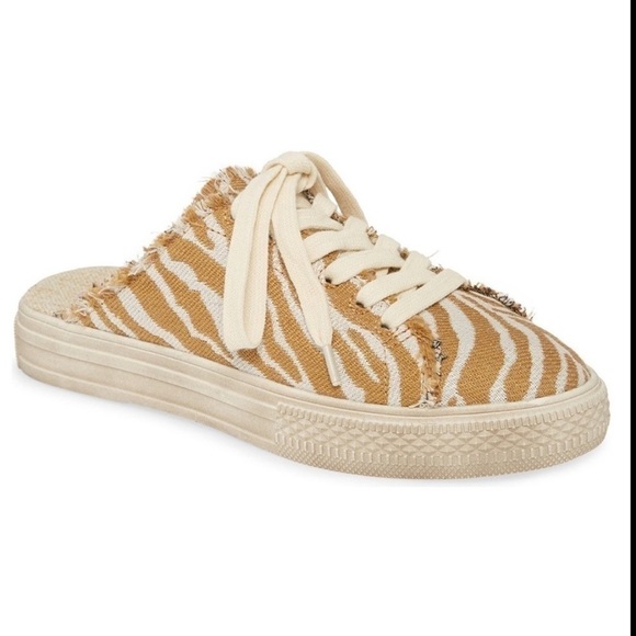 COAST VEGAN NATURAL ZEBRA WOVEN CANVAS SNEAKER MULE - Picture 1 of 13